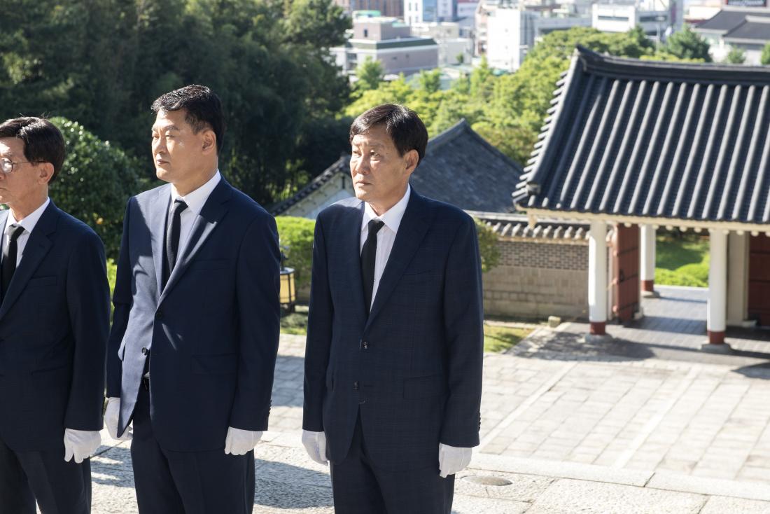 20220701_민선8기 김재윤 금정구청장 충렬사 참배_8.jpg