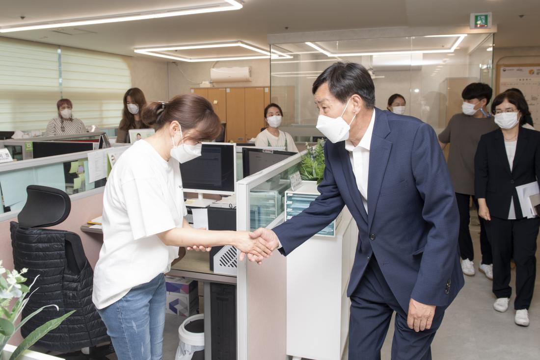 20220706_금정구지역자활센터 방문_2.jpg