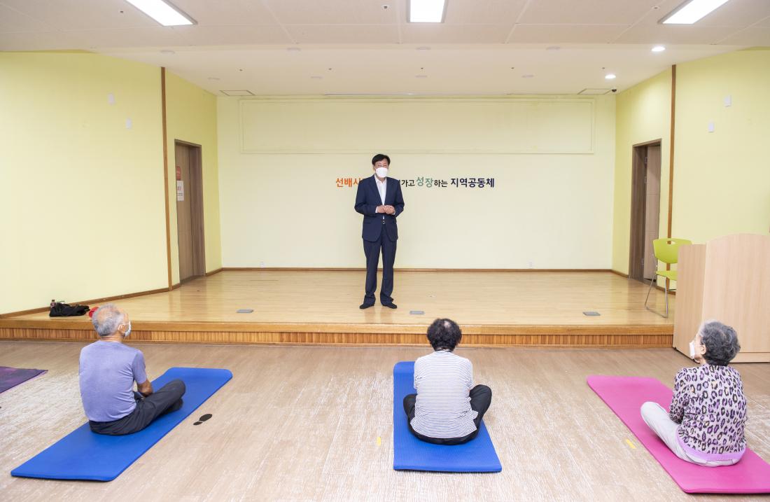 20220706_금정구 노인복지관 방문_3.jpg