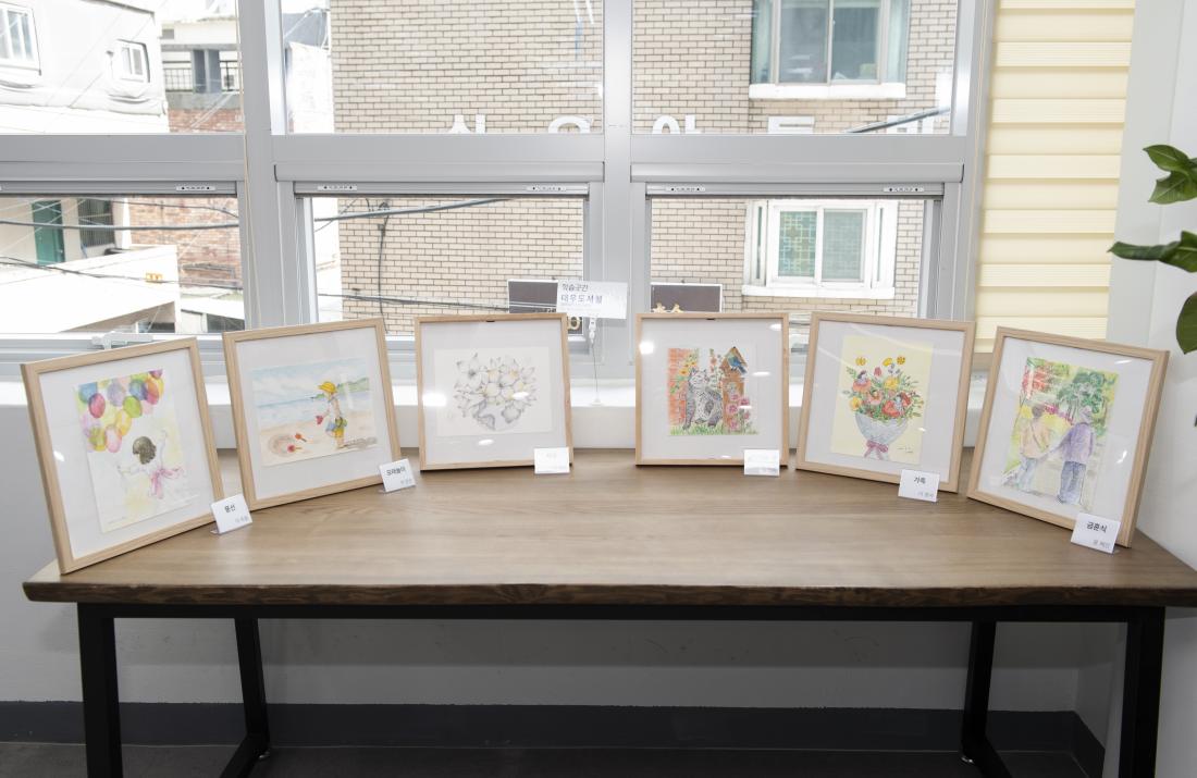 202200720_배움에 빠지다' 평생학습 수강생 작품전_16.jpg