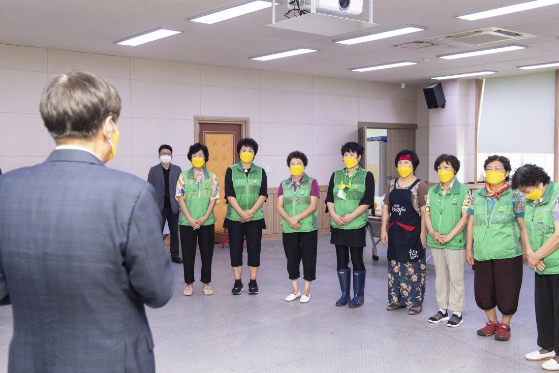 20220810_부곡1동 어르신 삼계탕 나눔 행사_9.jpg