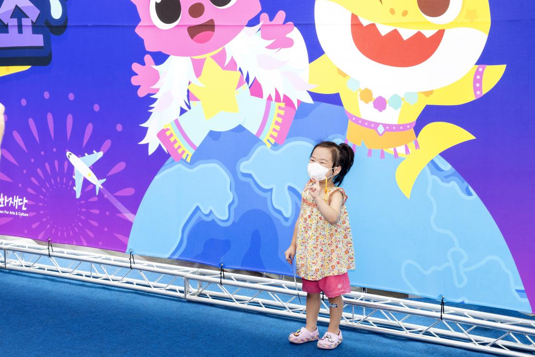 20220813_가족공연예술제 '핑크퐁과 아기상어의 월드투어 쇼'_3.jpg