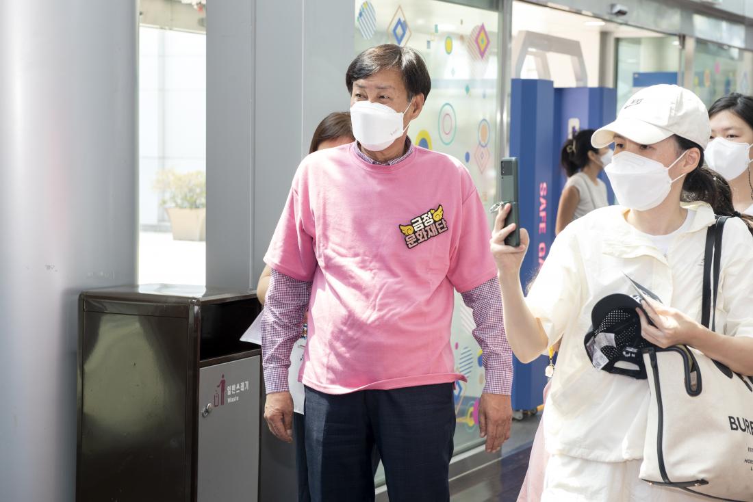 20220813_가족공연예술제 2회차'핑크퐁과 아기상어의 월드투어쇼_3.jpg