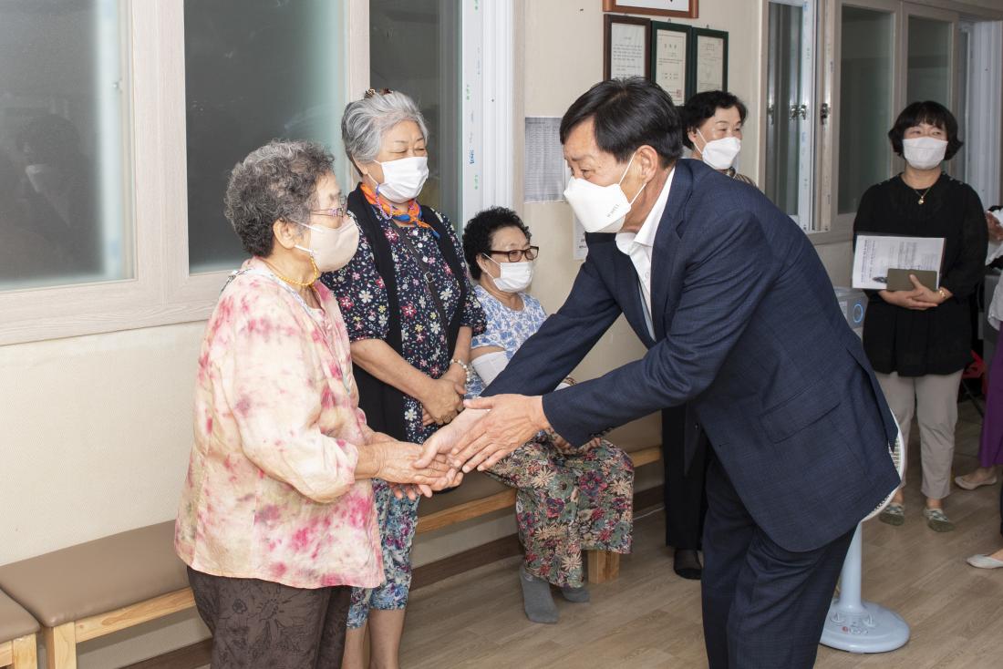 20220819_폭염대비 무더위쉼터(경로당) 방문 및 격려_1.jpg