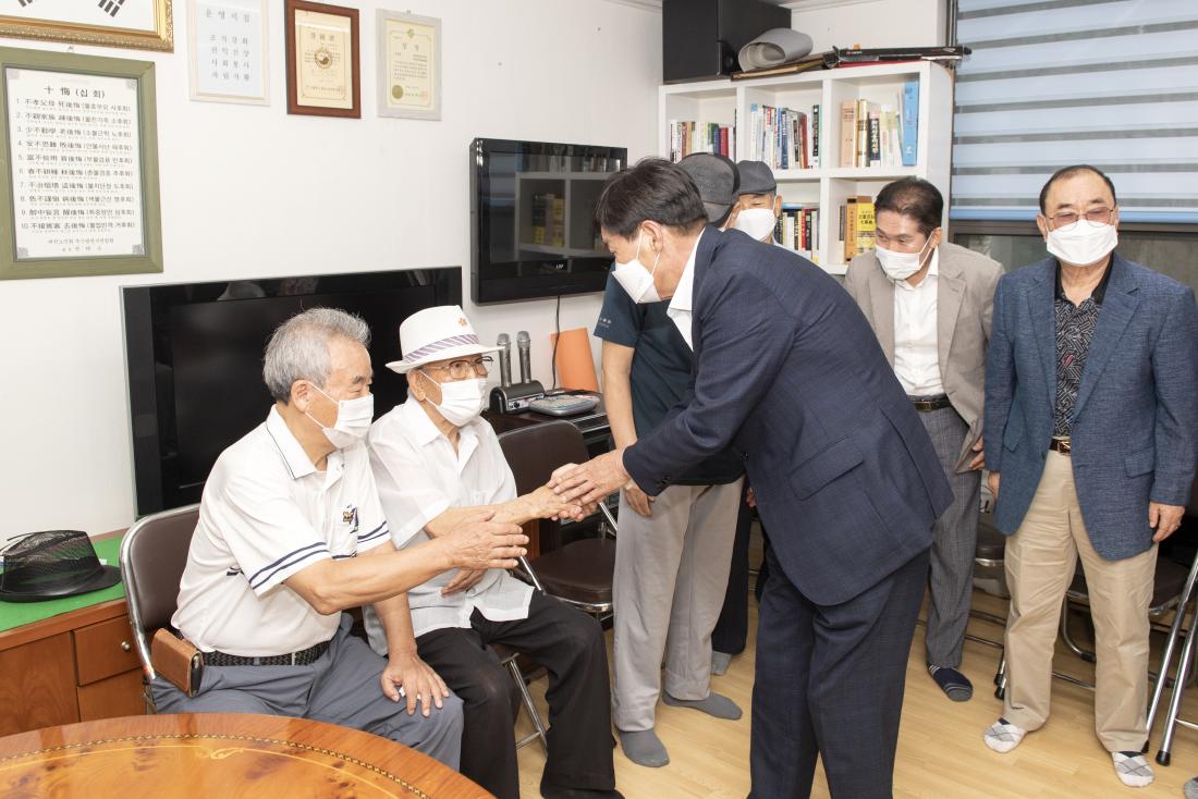 20220819_폭염대비 무더위쉼터(경로당) 방문 및 격려_12.jpg