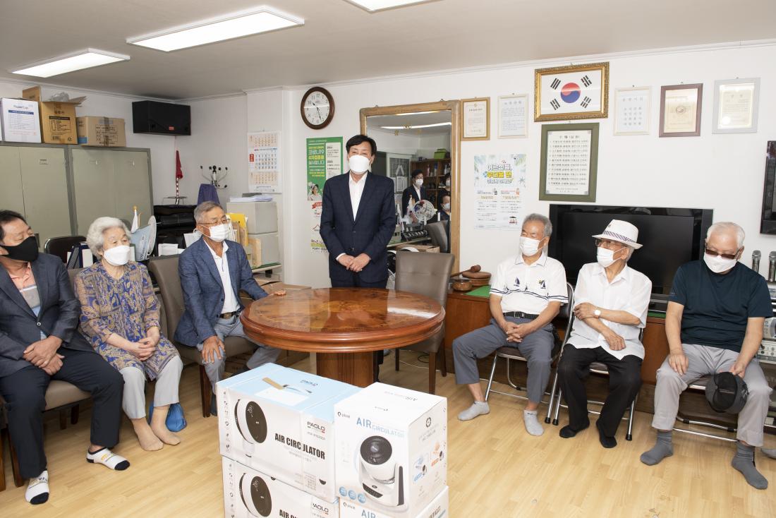 20220819_폭염대비 무더위쉼터(경로당) 방문 및 격려_14.jpg