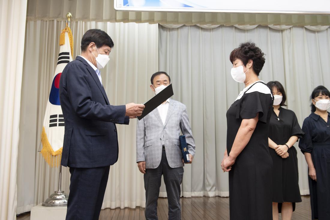 20220901_9월 직원 정례조례_6.jpg