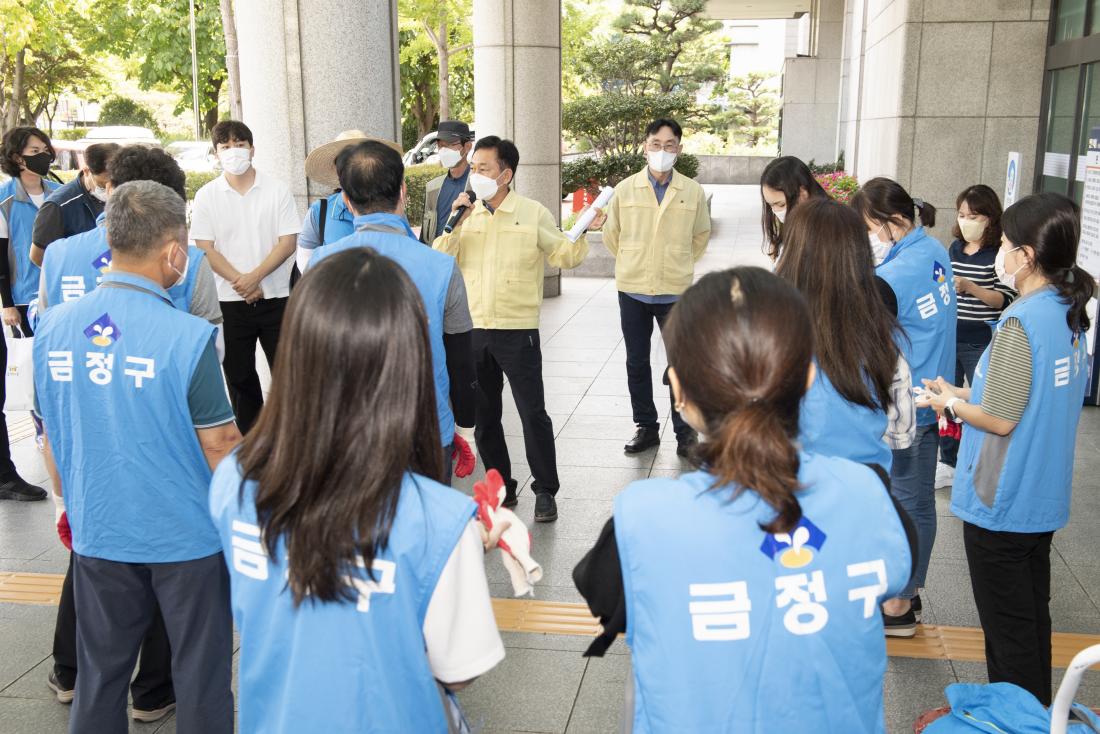 20220906_태풍 '힌남노' 관련 온천천 정비 작업_2.jpg