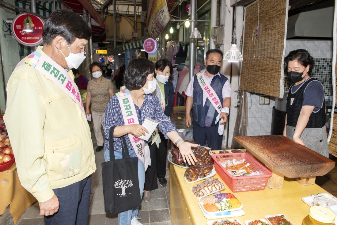 20220907_추석맞이 전통시장 방문_16.jpg