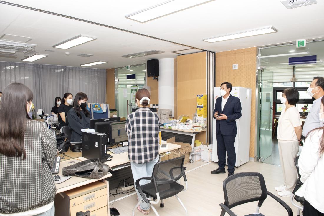 20220908_현업종사원 노고 격려_16.jpg