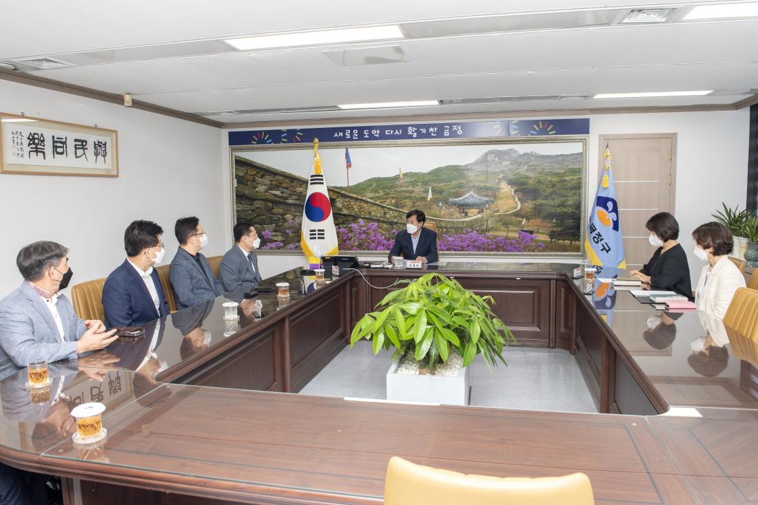 20220907_순복음교회, 이웃돕기 성품 기탁_5.jpg