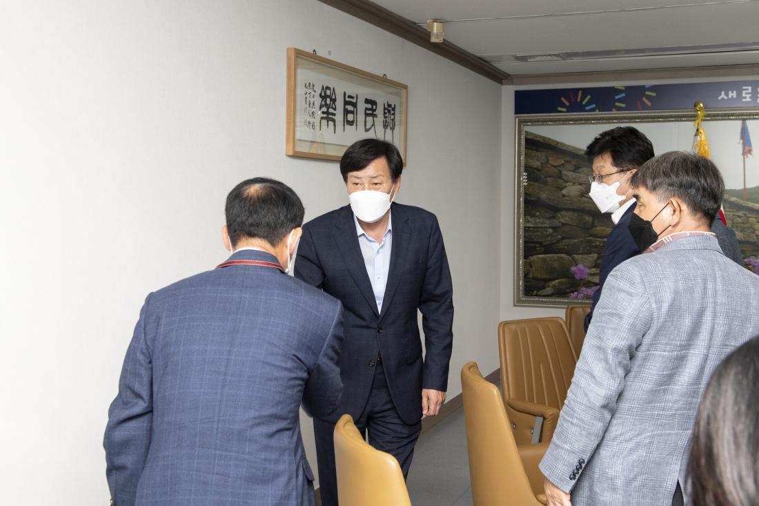 20220907_순복음교회, 이웃돕기 성품 기탁_4.jpg