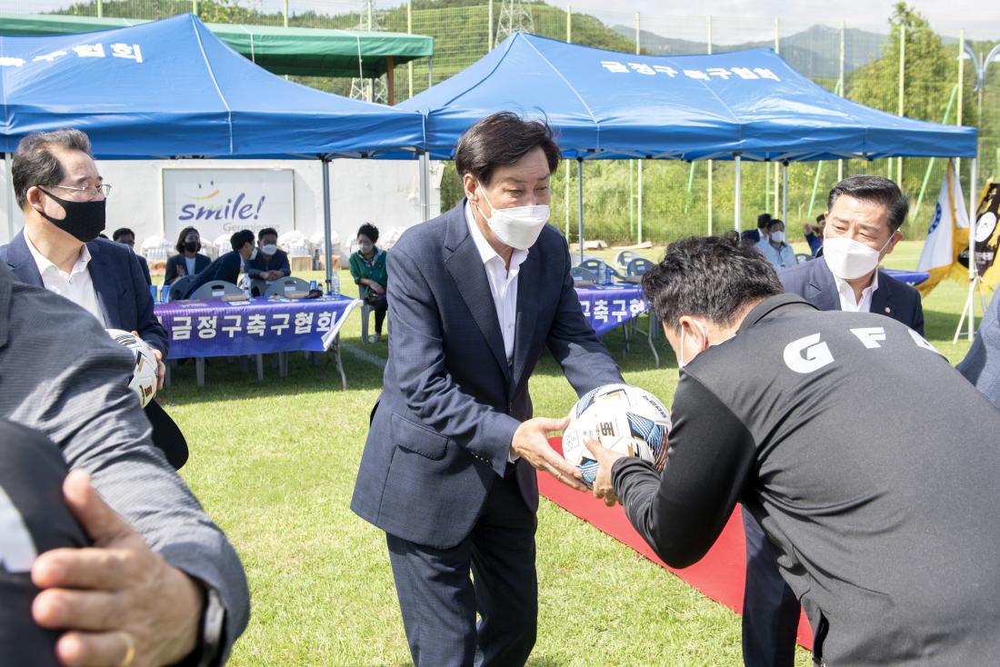 20220918_제35주년 금정구 축구협회장기 축구대회_45.jpg