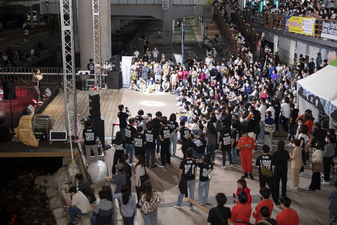 20220923_부산국제공연예술제 개막 공연_7.jpg