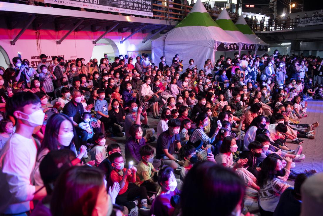 20220923_부산국제공연예술제 개막 공연_17.jpg