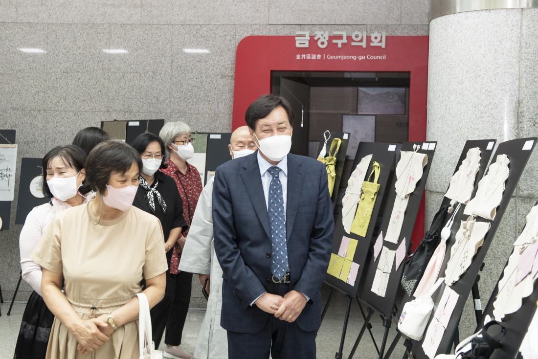 20220926_금정구자원봉사센터 재능봉사단 작품전시회_10.jpg