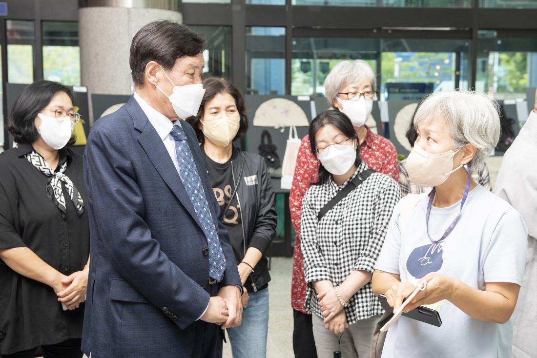 20220926_금정구자원봉사센터 재능봉사단 작품전시회_8.jpg