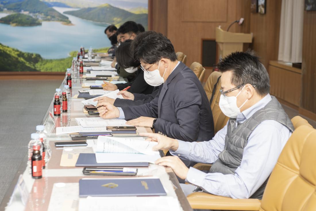 20221007_공약이행평가단 위촉 및 회의_20.jpg
