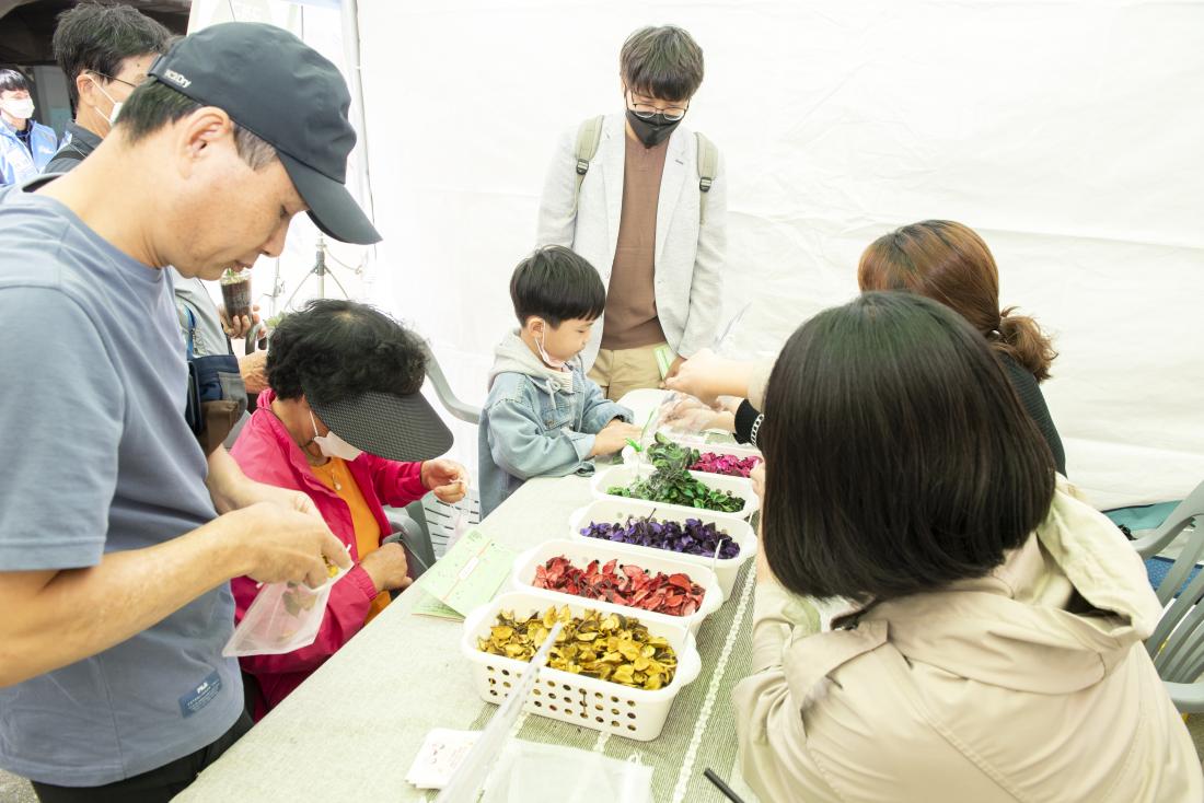 20221008_2022 금정 복지 박람회_46.jpg