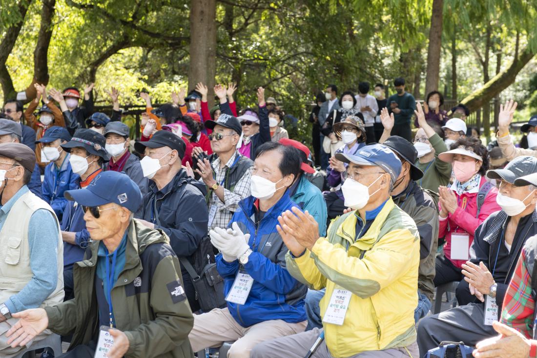 20221013_'어르신, 땅뫼산 솔바람 숲길 걷기'_14.jpg