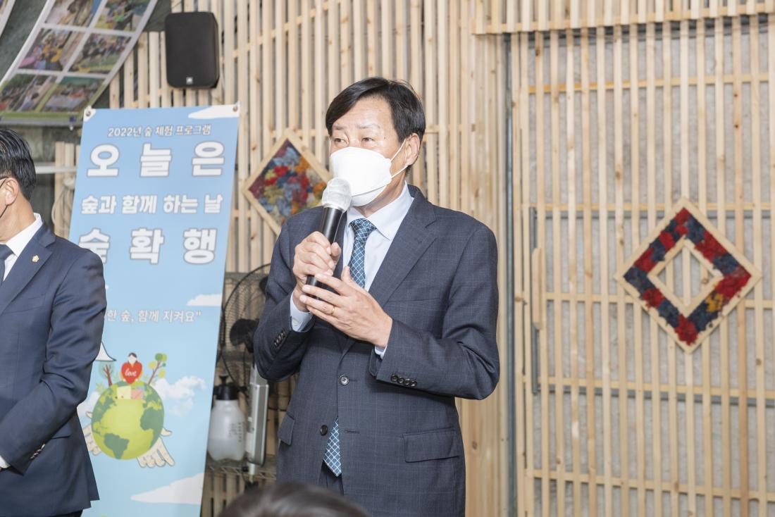 20221025_노인복지사업 활동 사진전_17.jpg