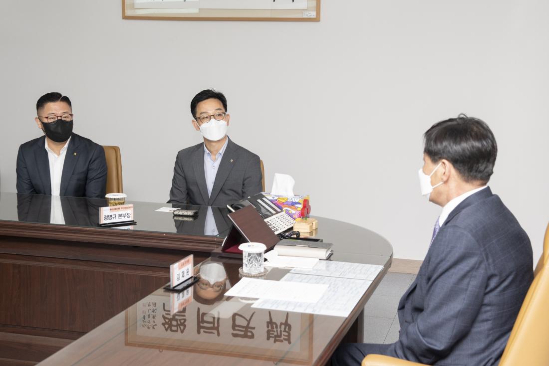 20221107_(사)우리농업지키기운동본부, 이웃돕기 김장김치 나눔_5.jpg