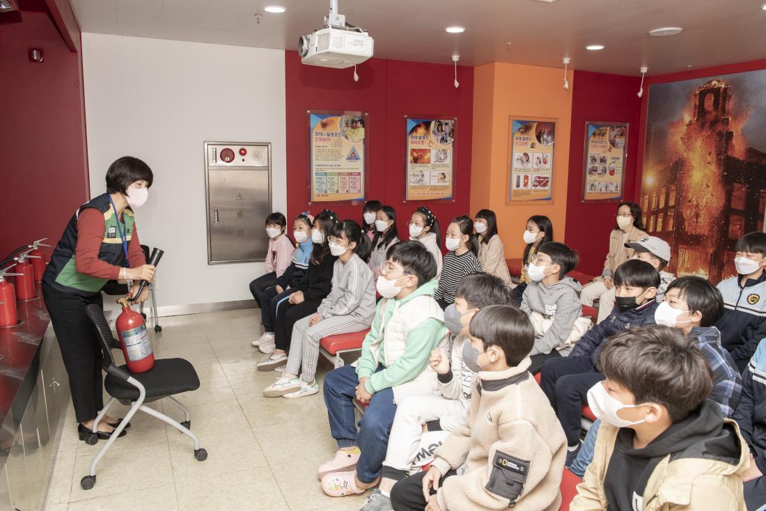 20221121_금양초등학교 재난안전 체험 교육_7.jpg