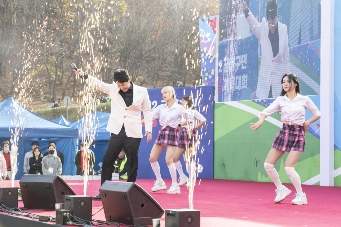 20221119_금정구민 한마음 체육대회-축하공연_39.jpg