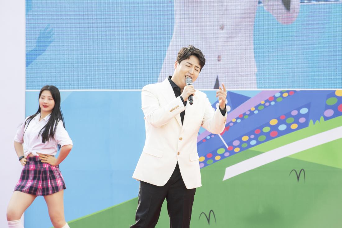 20221119_금정구민 한마음 체육대회-축하공연_36.jpg