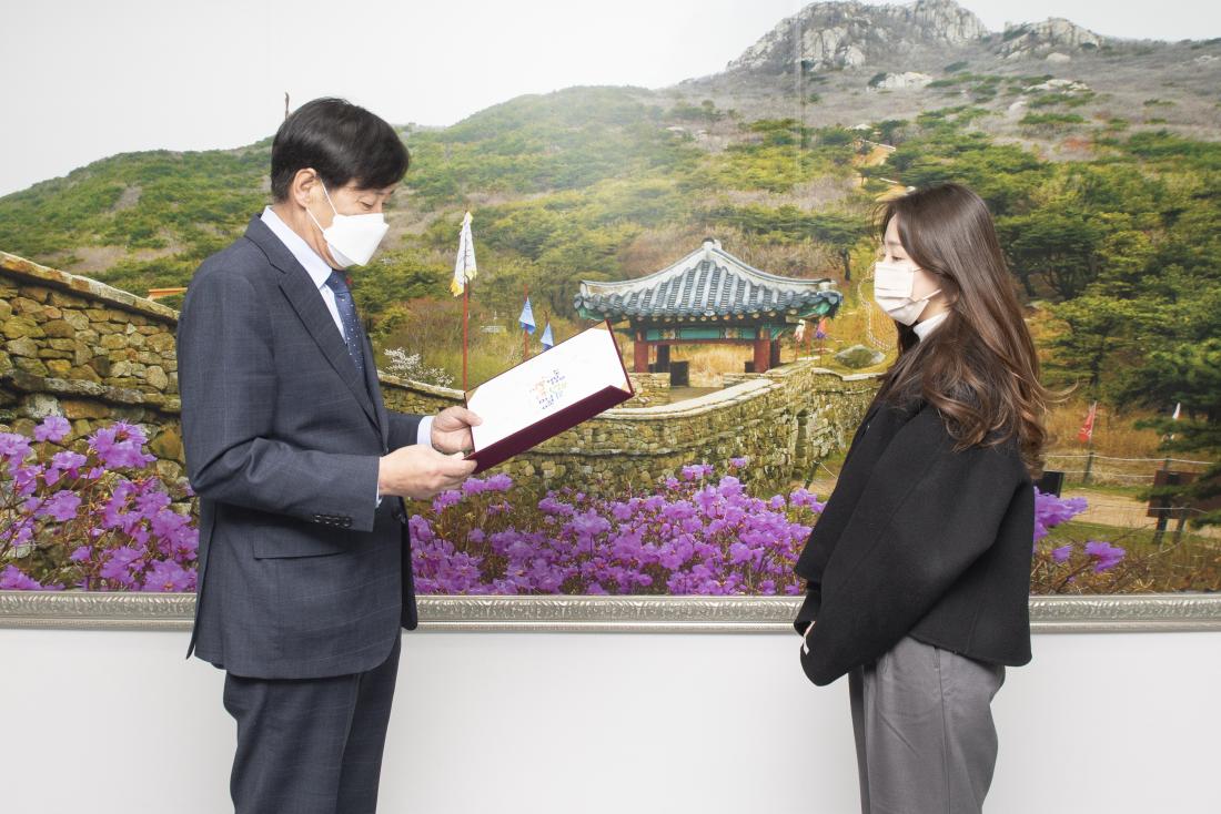 20221230_금정문화재단 신규직원 임용장 교부 및 우수직원 시상_3.jpg
