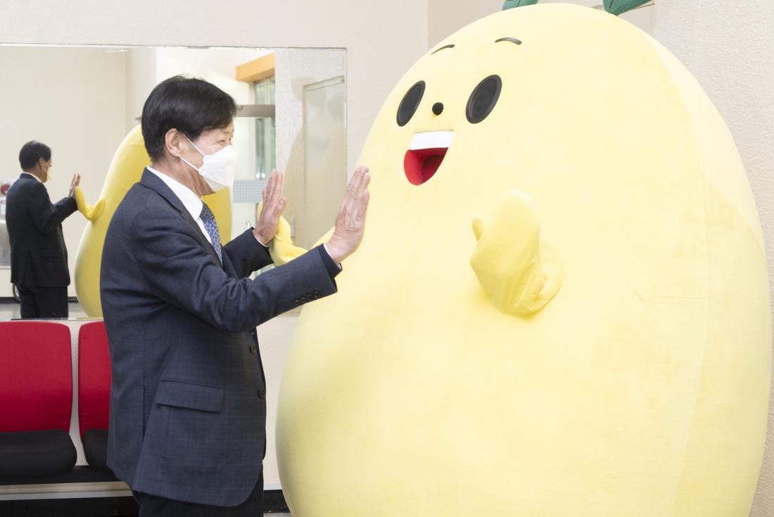 20230102_2023년 새해 신년 인사_2.jpg