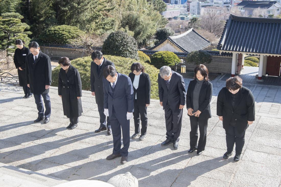 20230102_충렬사 신년 참배_1.jpg