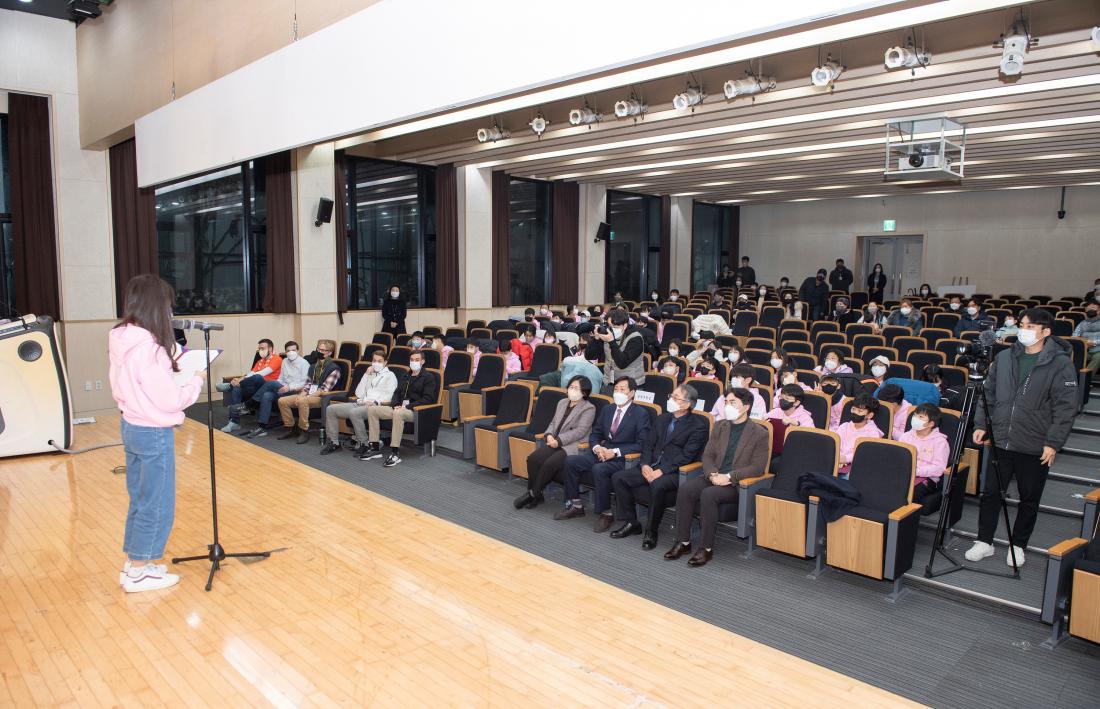 20230113_2023 금정어린이 겨울방학 영어캠프 수료식_13.jpg