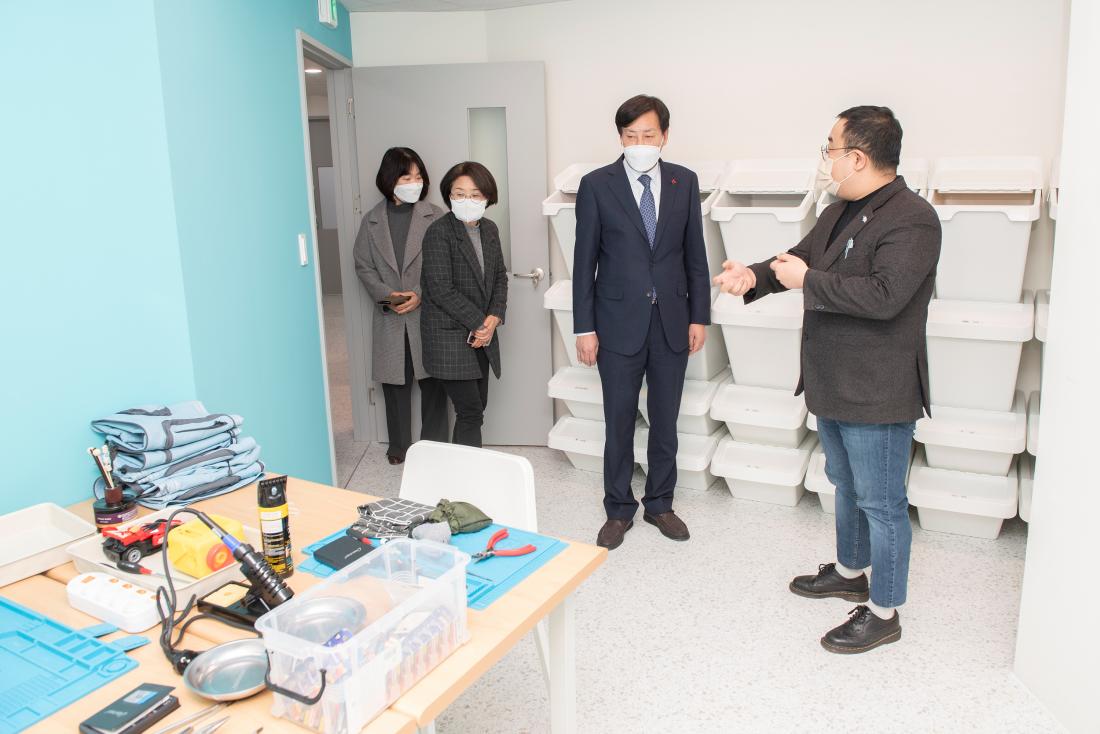 20230118_우리동네 ESG센터 방문_1.jpg