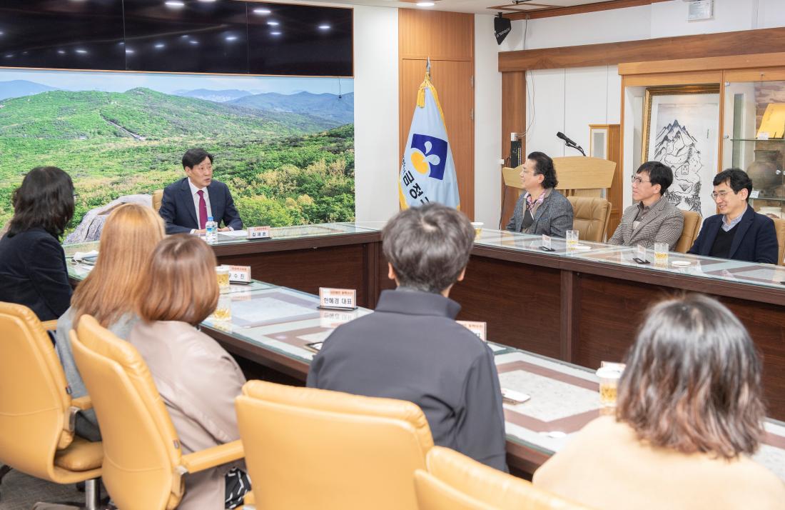 20230306_(사)동학, 이웃돕기 성품 기탁_5.jpg