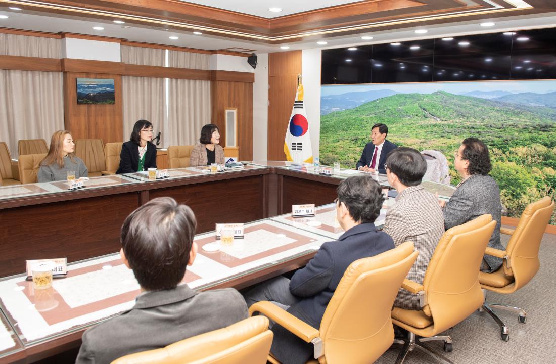 20230306_(사)동학, 이웃돕기 성품 기탁_4.jpg