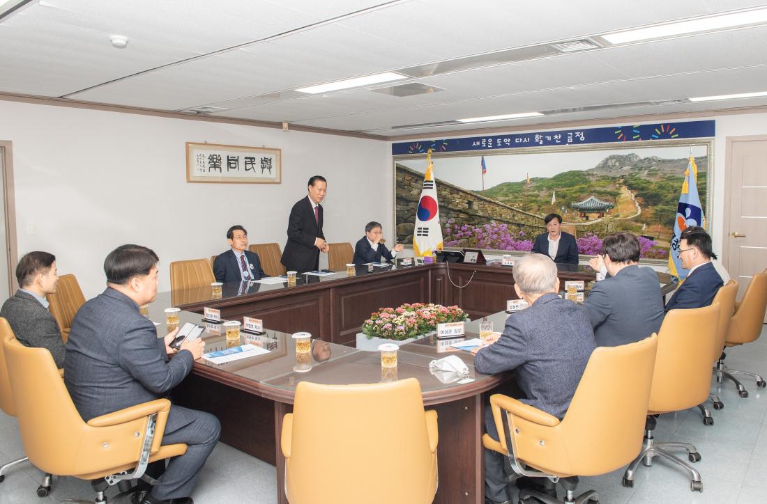 20230327_금정구 기독교연합회 이웃돕기 성품 기탁_4.jpg