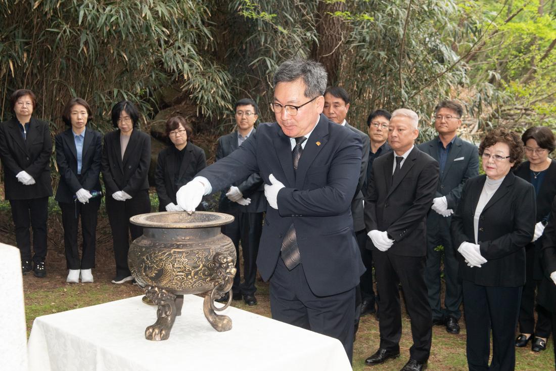 20230419_제63주년 4.19혁명 기념 '신정용 열사' 추모 행사_22.jpg