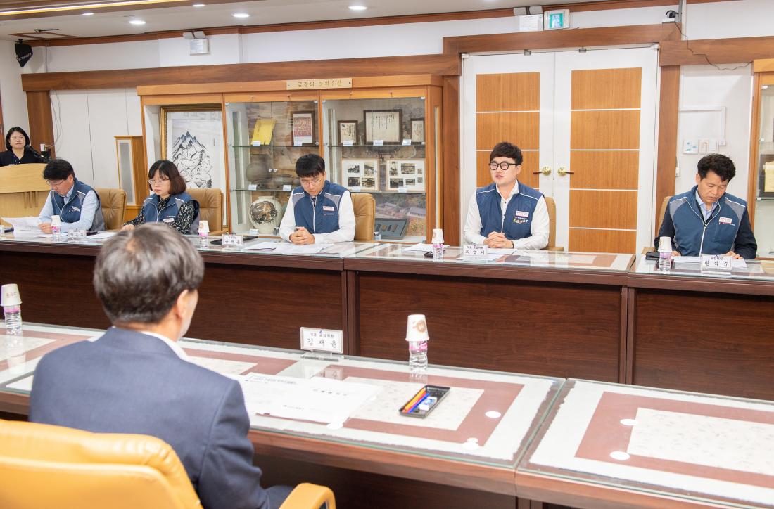 20230504_2023년 단체교섭 본교섭 체결식_10.jpg