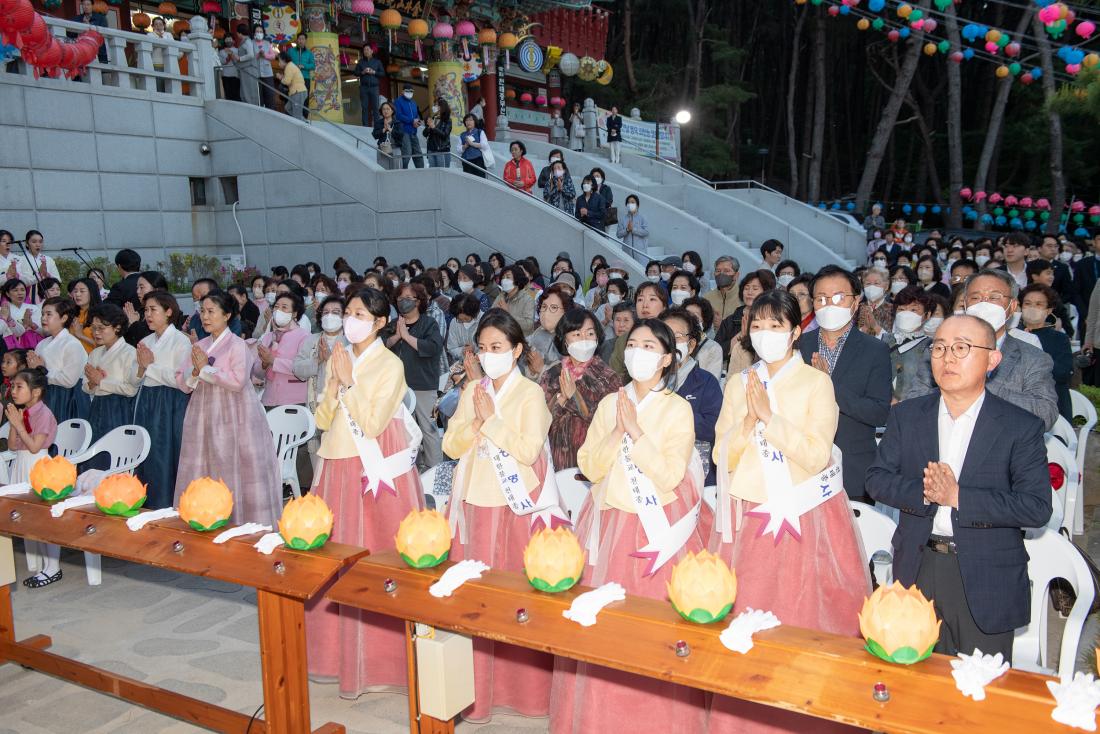20230509_광명사 부처님 오신날 봉축점등대법회_10.jpg