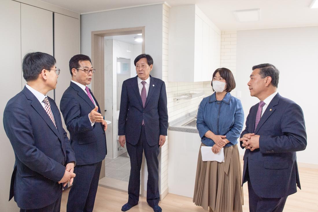 20230510_윤산 경로당 개소식_17.jpg