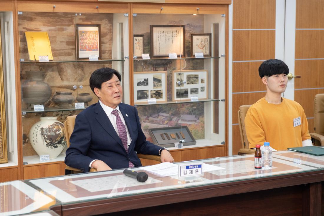 20230510_금정새마을장학회 장학금 전달식_9.jpg