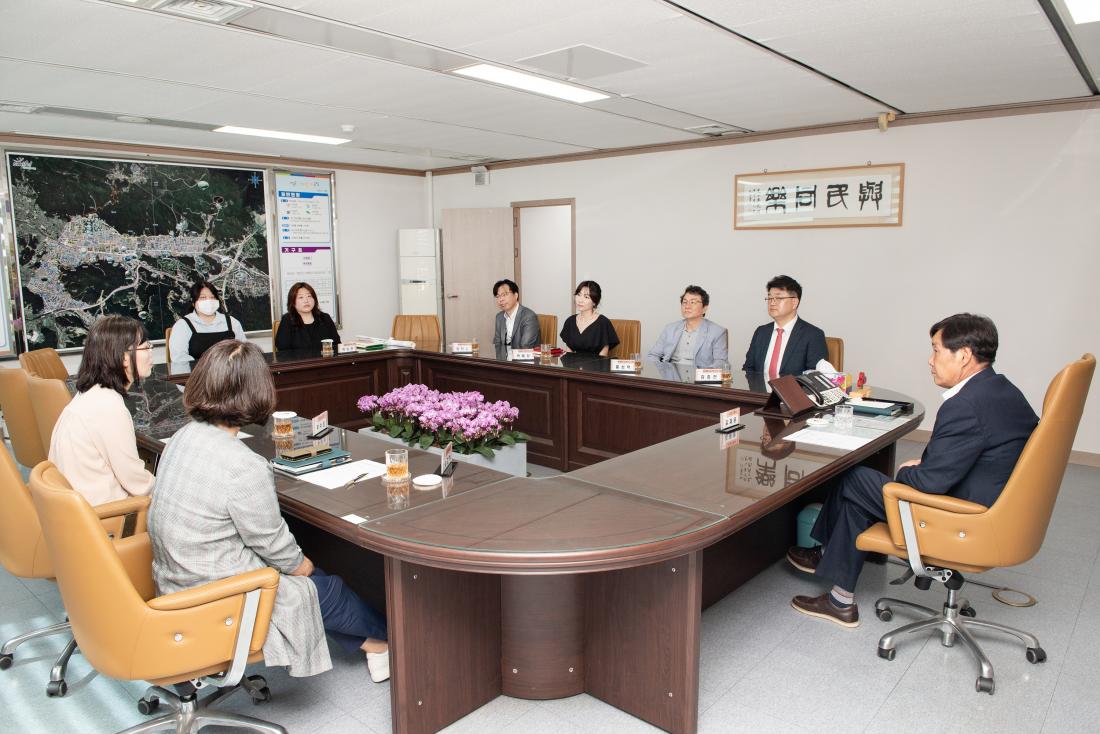 20230523_(사)부산네오필하모닉오케스트라, 이웃돕기 성금 기탁_7.jpg