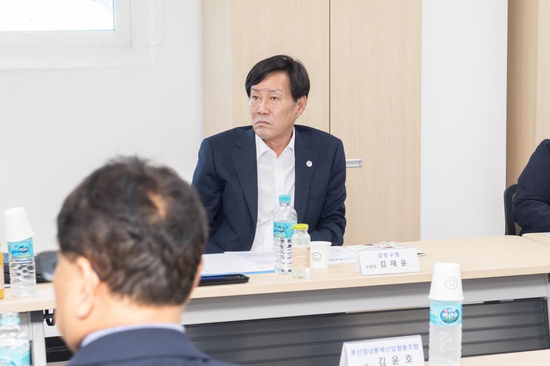20230525_서동의류제조지원센터 방문_19.jpg
