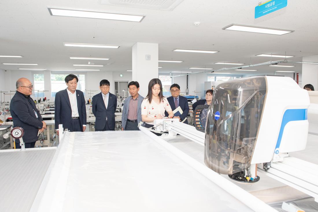 20230525_서동의류제조지원센터 방문_5.jpg