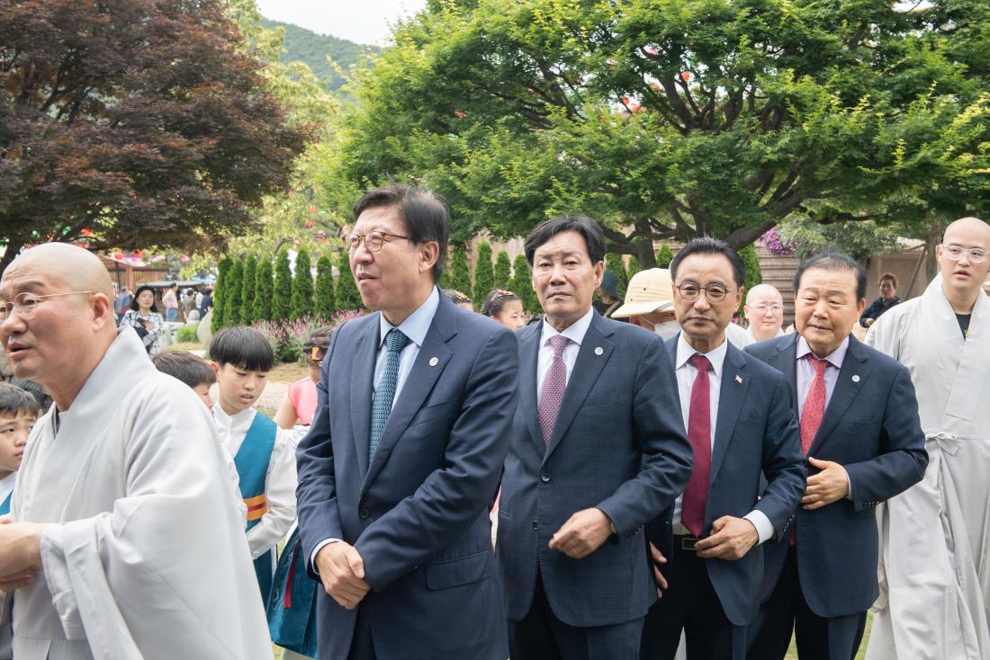 20230527_부처님오신날-홍법사_4.jpg