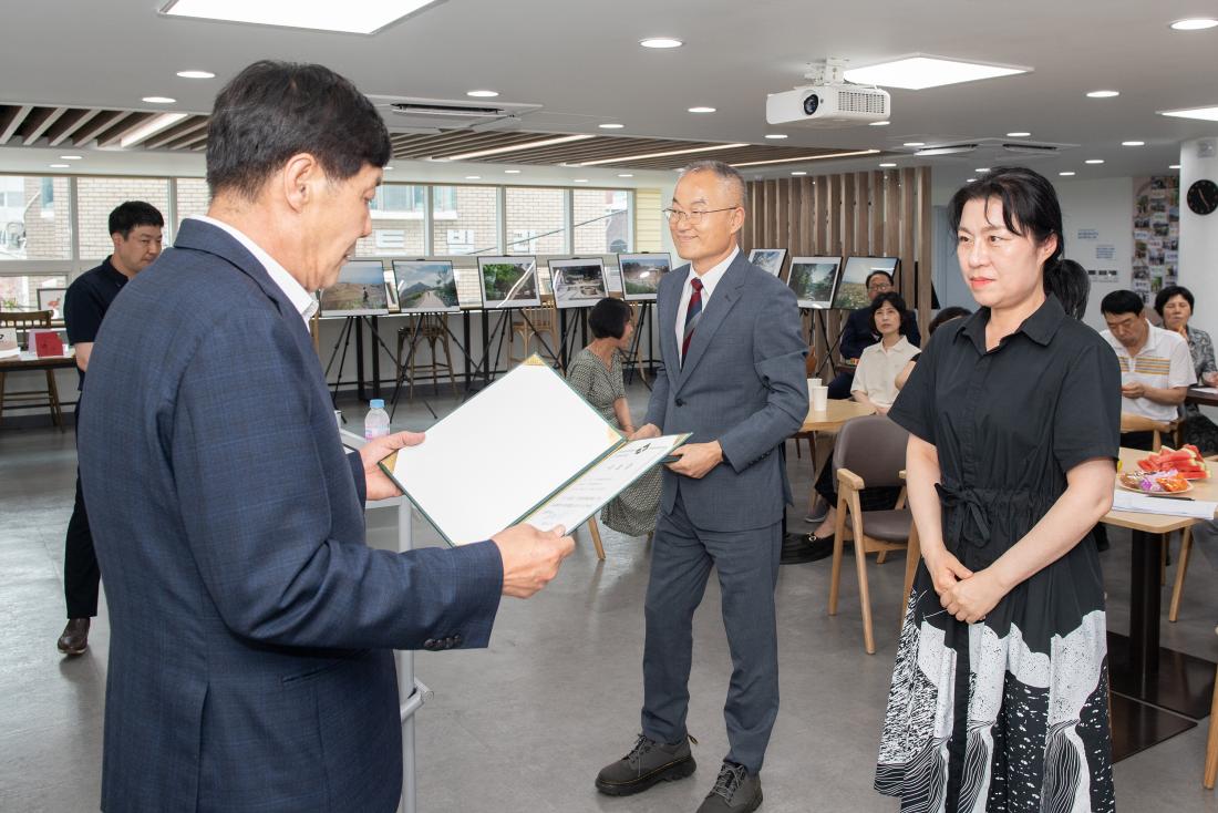 20230615_제3기 신중년더채움학교 졸업식_9.jpg