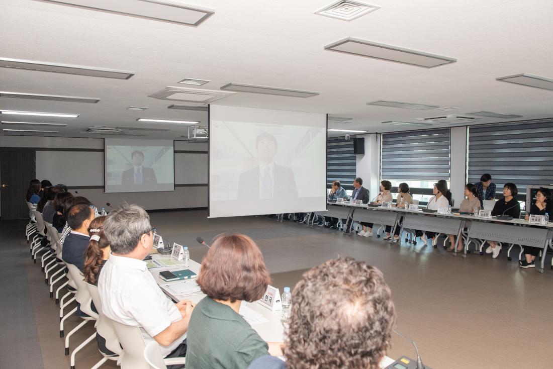 20230620_확대간부회의, 첨령 영상 시청_4.jpg