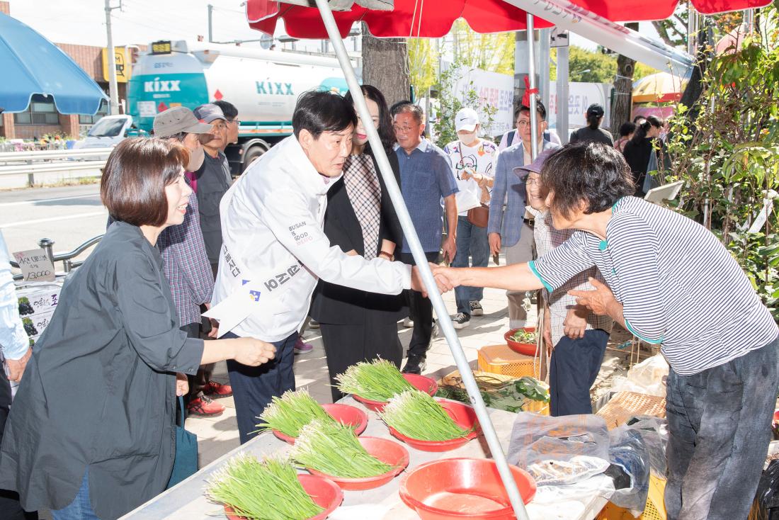 20230927_추석맞이 전통시장 방문-노포시장_3.jpg