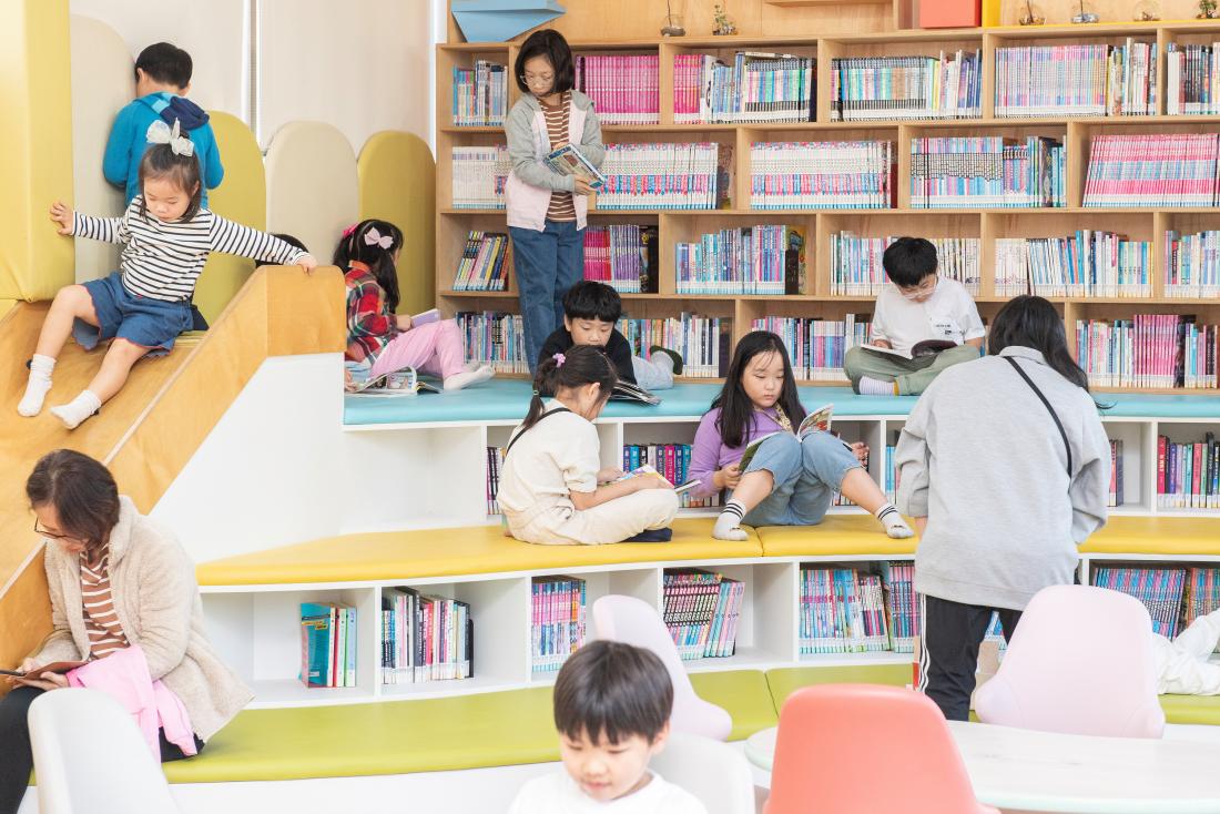 20231015_금정스포원 작은도서관_3.jpg